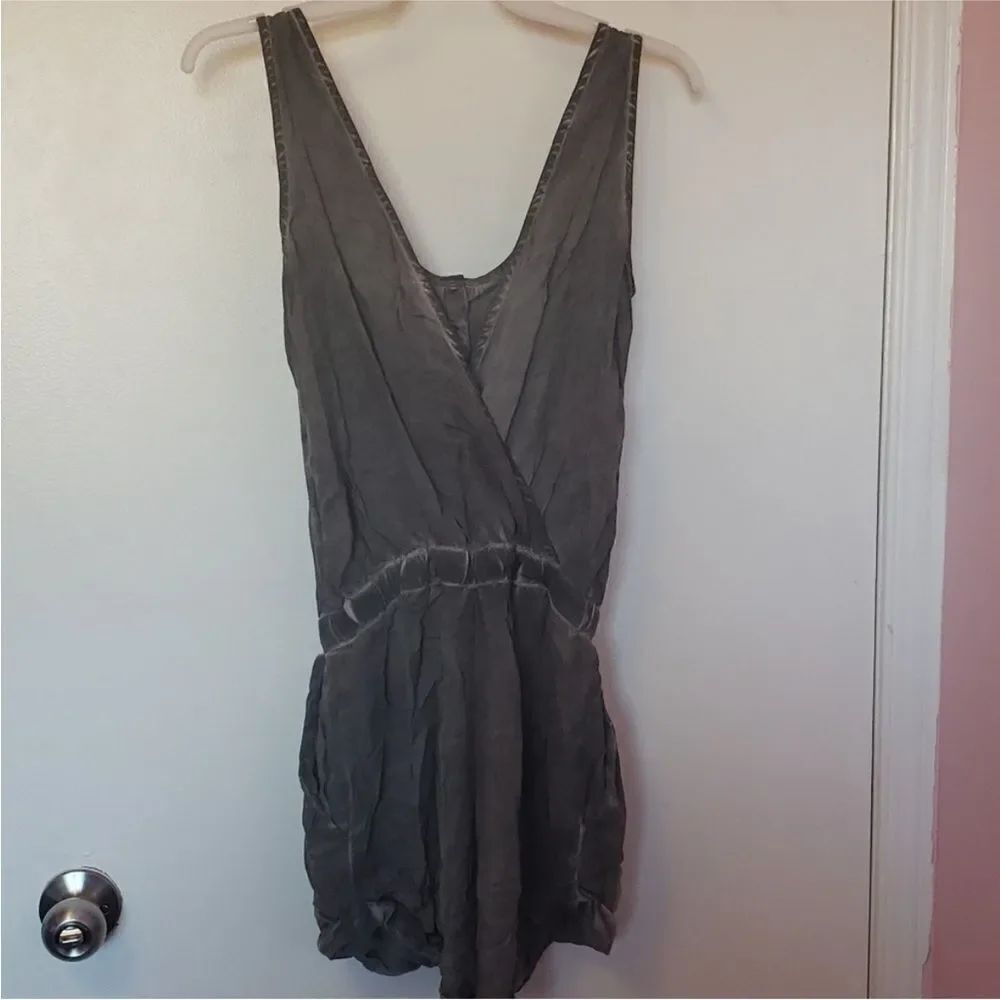Cloth & Stone Romper - Picture 1 of 3